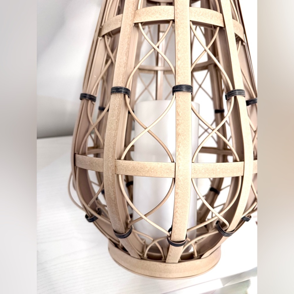 Opalhouse Rattan Flickering LED Tan Woven Lantern Indoor/Outdoor 5-hour timer - Picture 6 of 7